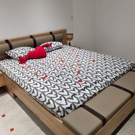 Jolie Maison, Balneo Lumino Therapie Et Terrasse Colmar Kültér fotó